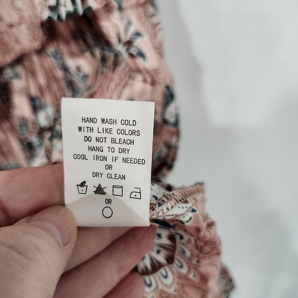 Code X Mode Women's Tiered Dress Size M Mauve Green Satin Floral Paisley Party - Picture 6 of 9